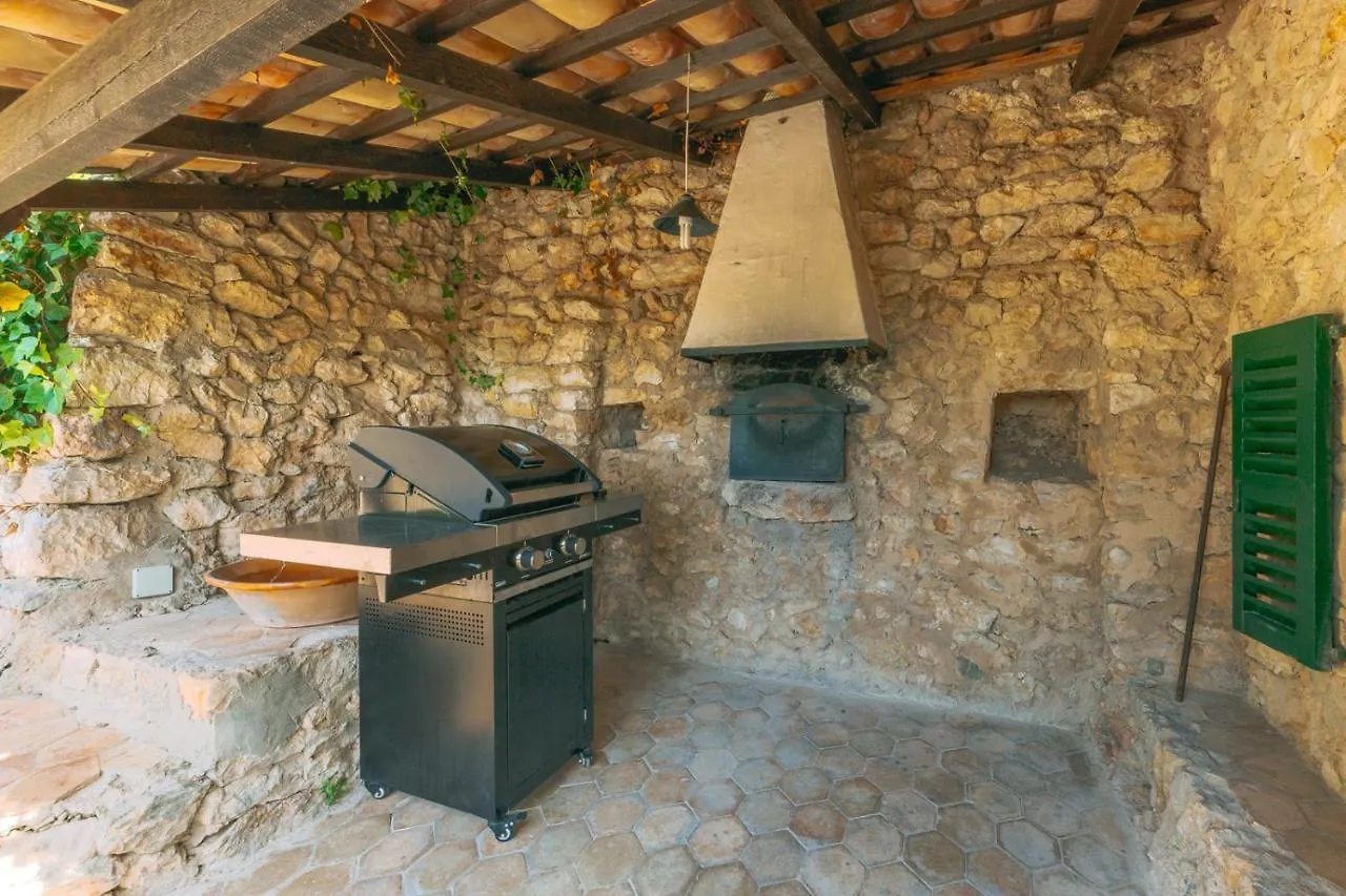 Wunderschoene Ruhige Finca Mit Pool In Galilea Galilea  Spain