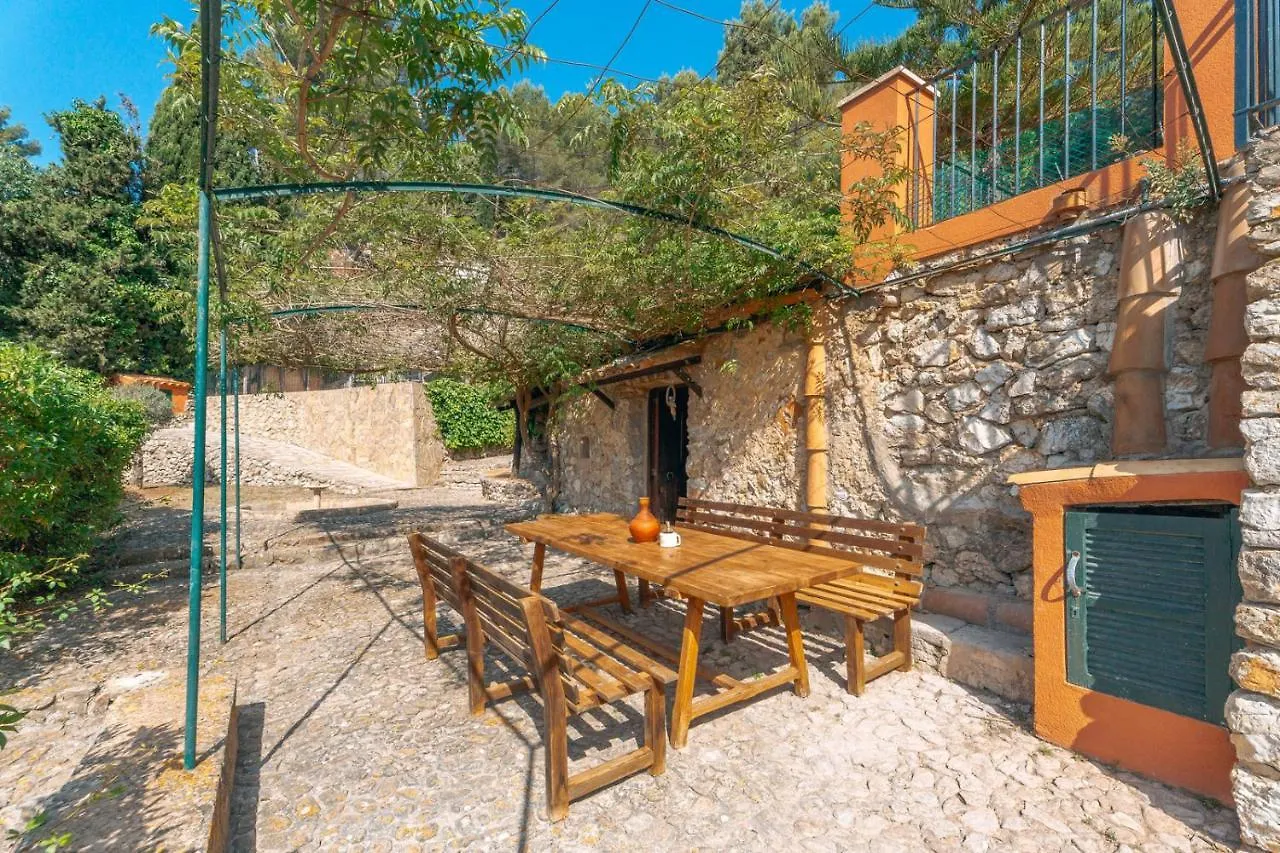 Holiday home Wunderschoene Ruhige Finca Mit Pool In Galilea Galilea  Spain